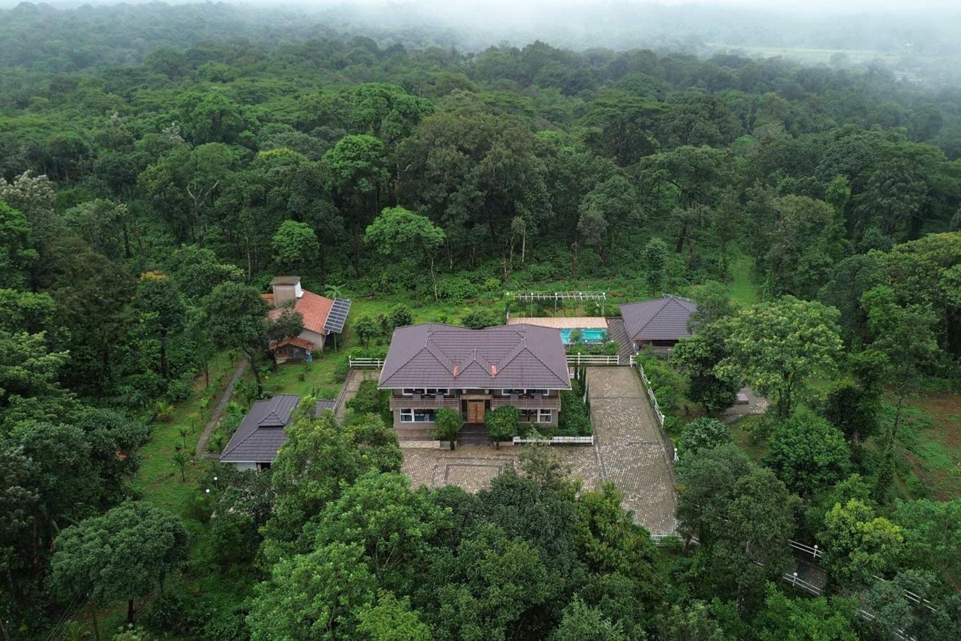 Coffee & Mist Luxury Villa- Comp Breakfast, Pool, Lounge, And Coffee Estate By Stayvista Madikeri Dış mekan fotoğraf